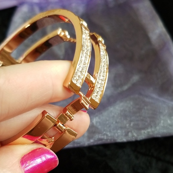 JN ROSE GOLD TONE ๐ BRACELET - Picture 7 of 8